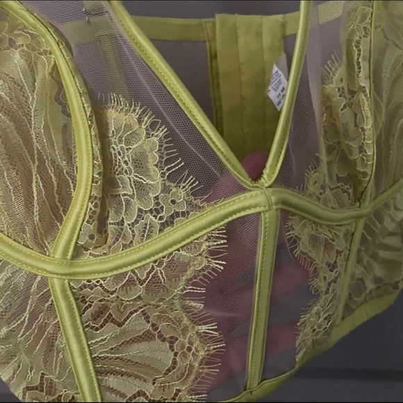 Lemon Yellow Corset | 36 C - Picture 4 of 8